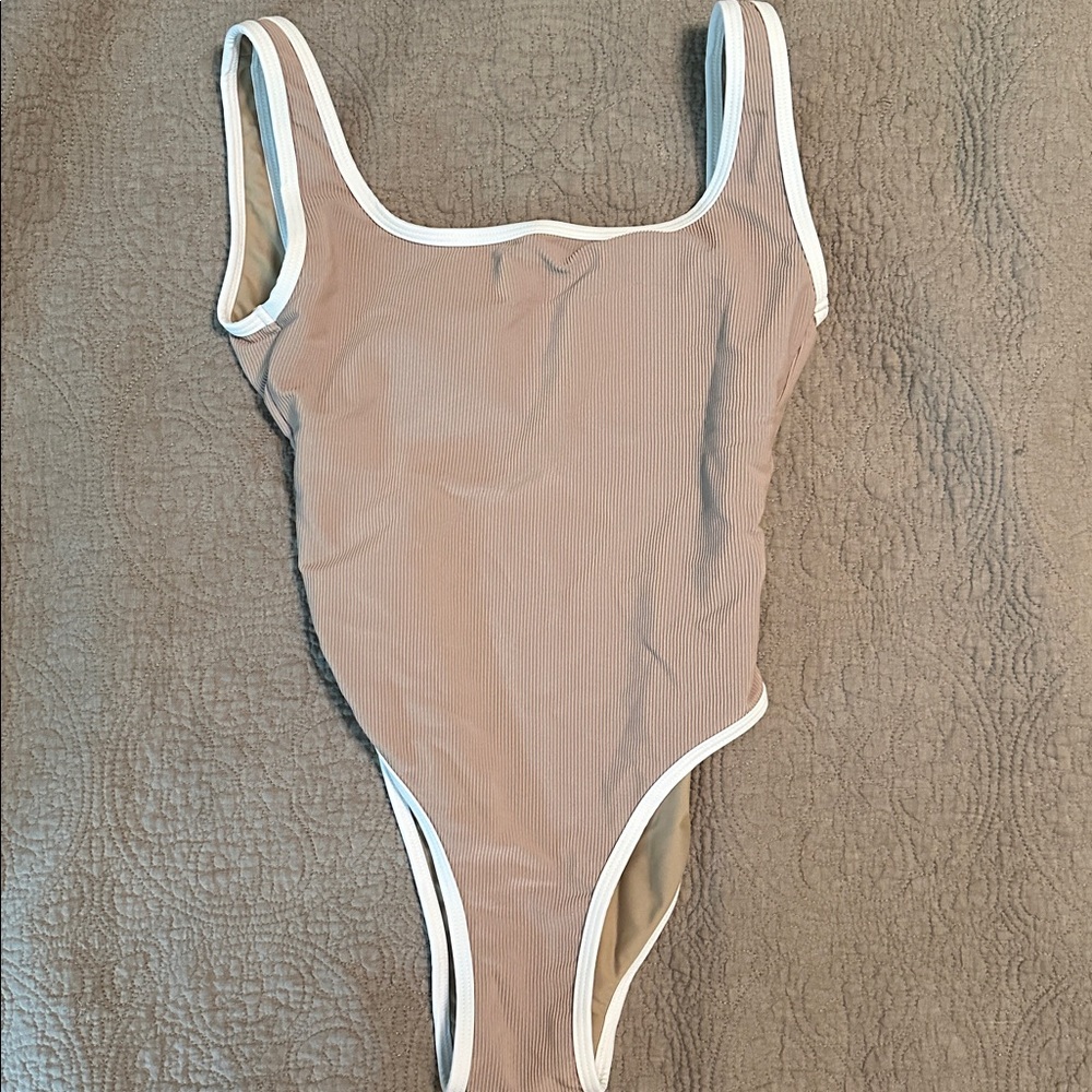 LainSnow Ribbed One-Piece Swimsuit in Taupe with White Trim